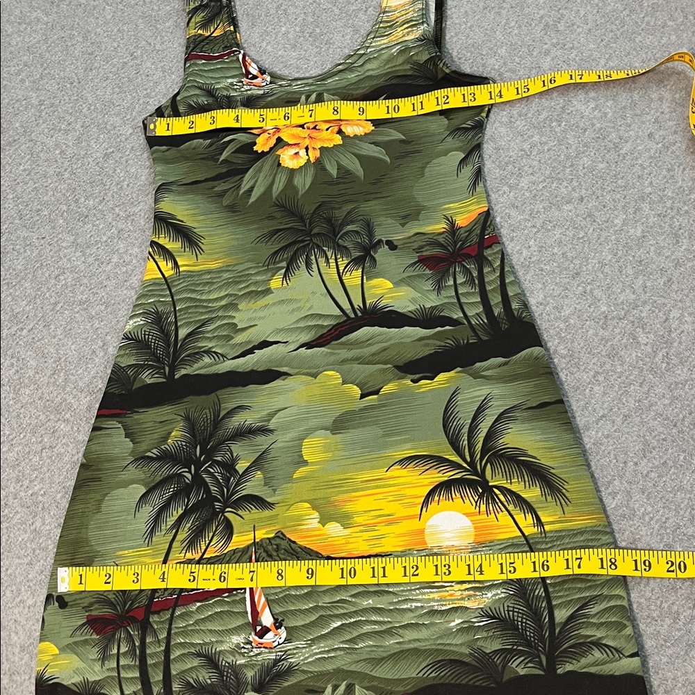 Tropical Green Floral Sundress - Picture 4 of 9